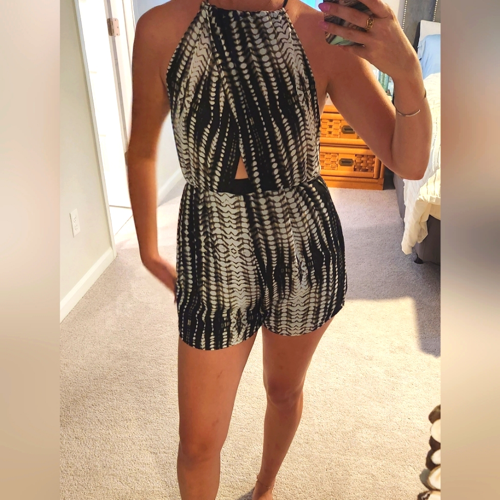 Leith Pattern Romper Size Small
